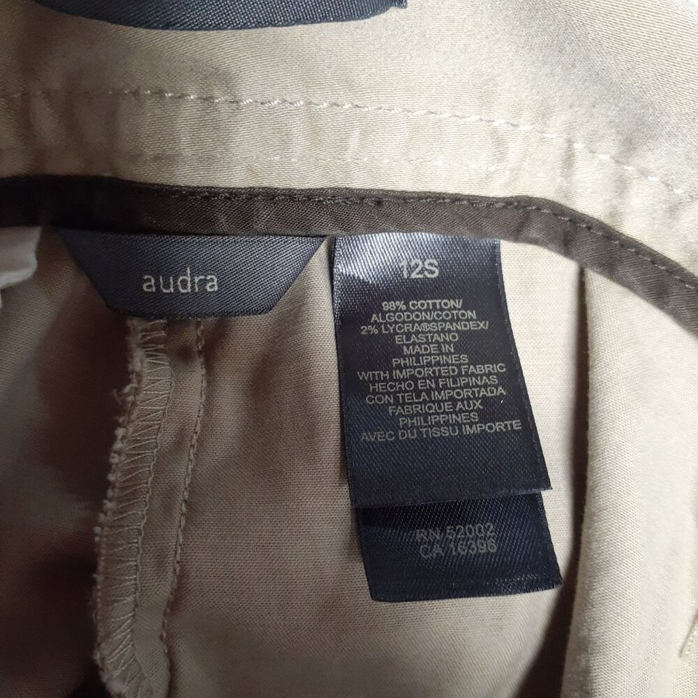Liz Claiborne Audra Womens Straight Leg Pants Size 12S Beige Cotton Blend - Picture 6 of 6